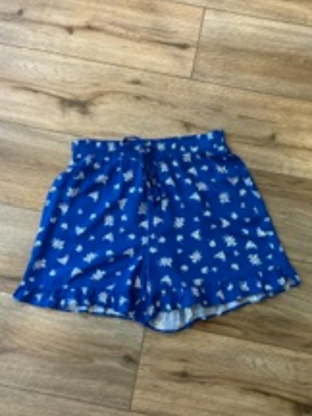 CeCe Blue Flower Short with Ruffle - NWOT